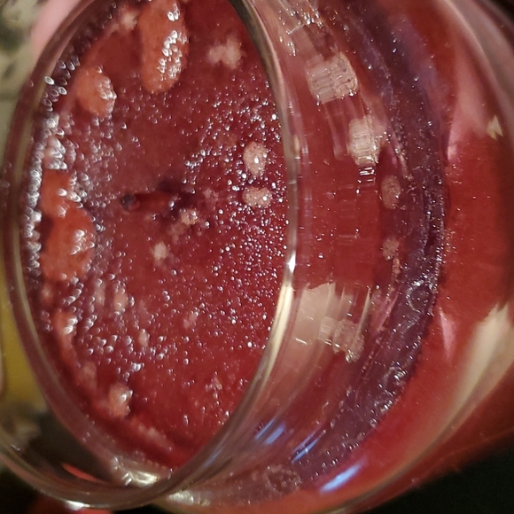 Yankee Candle Autumn Wreath Large 22 oz. - Picture 3 of 5